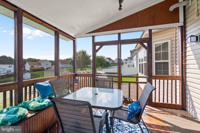 51 LUSITANO LN, Martinsburg, WV 25405