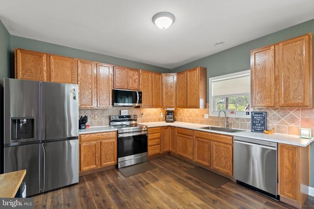51 LUSITANO LN, Martinsburg, WV 25405