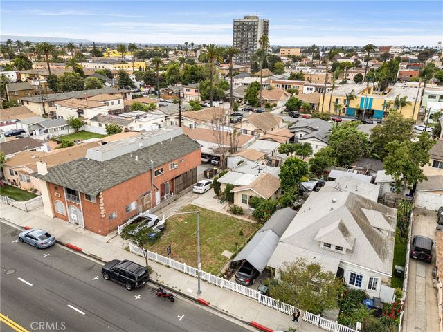 6723 Miles, Huntington Park, CA 90255