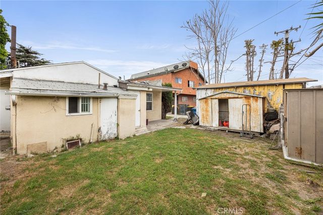 6723 Miles, Huntington Park, CA 90255