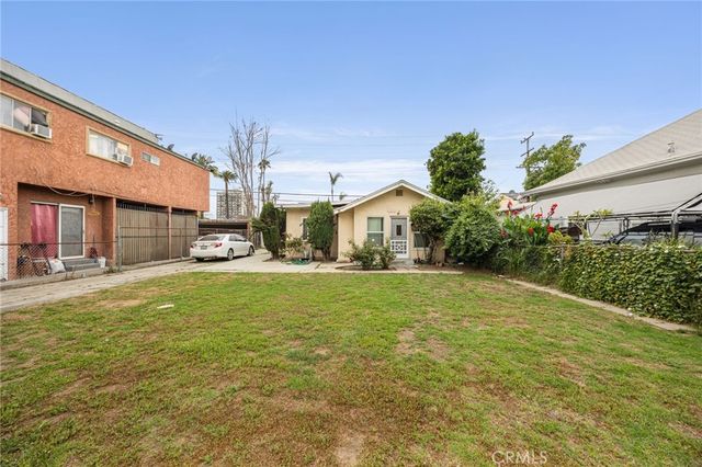 6723 Miles, Huntington Park, CA 90255