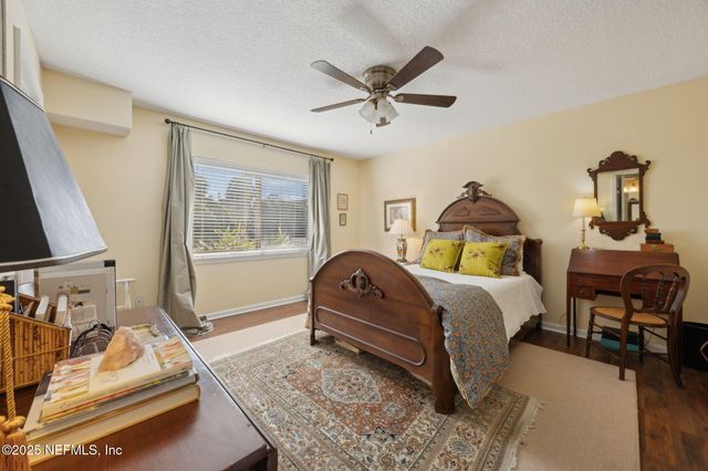 5375 ORTEGA FARMS Boulevard, 609, Jacksonville, FL 32210