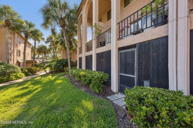 5375 ORTEGA FARMS Boulevard, 609, Jacksonville, FL 32210