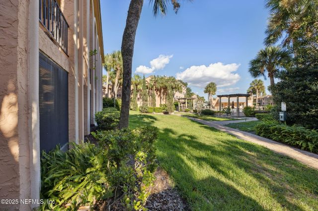 5375 ORTEGA FARMS Boulevard, 609, Jacksonville, FL 32210