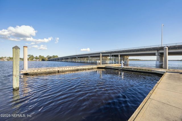 5375 ORTEGA FARMS Boulevard, 609, Jacksonville, FL 32210