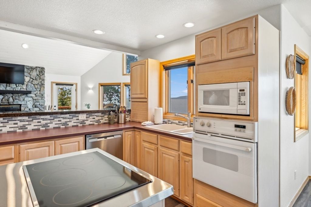 17431 Fishing Rock Lane, Bigfork, MT 59911 photo 14