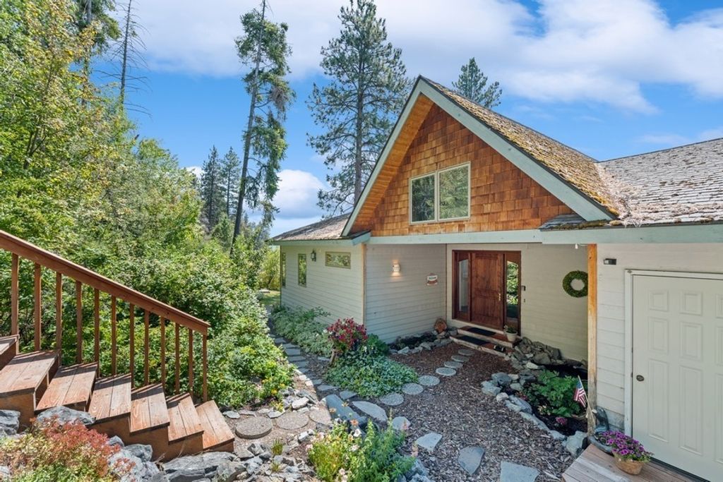 17431 Fishing Rock Lane, Bigfork, MT 59911 photo 4