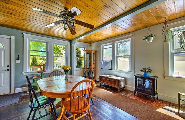7 Hemlock Drive, Johnston, RI 02919