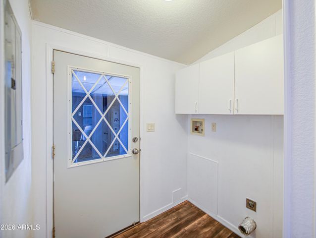 2208 W BASELINE Avenue 76, Apache Junction, AZ 85120