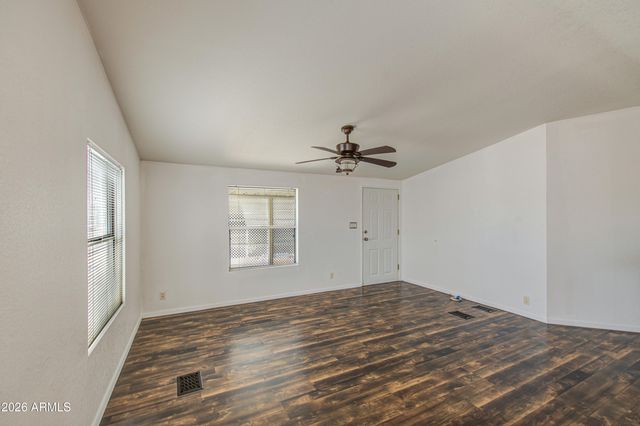 2208 W BASELINE Avenue 76, Apache Junction, AZ 85120