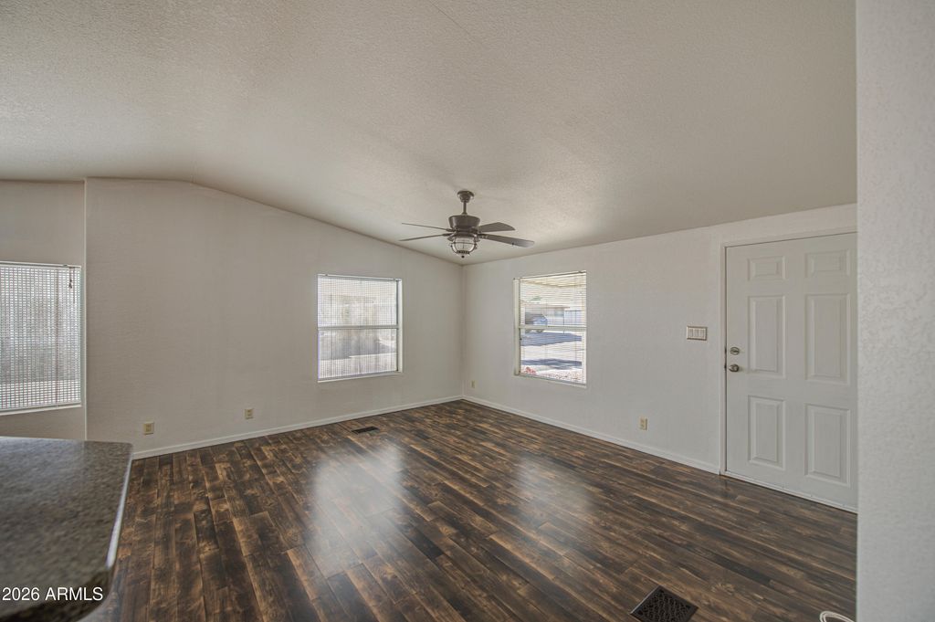 Image 25 of property listing at 2208 W BASELINE Avenue 76, Apache Junction, AZ 85120