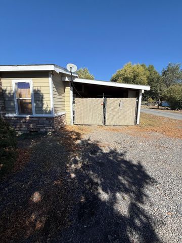 4445 Southside, Klamath Falls, OR 97603