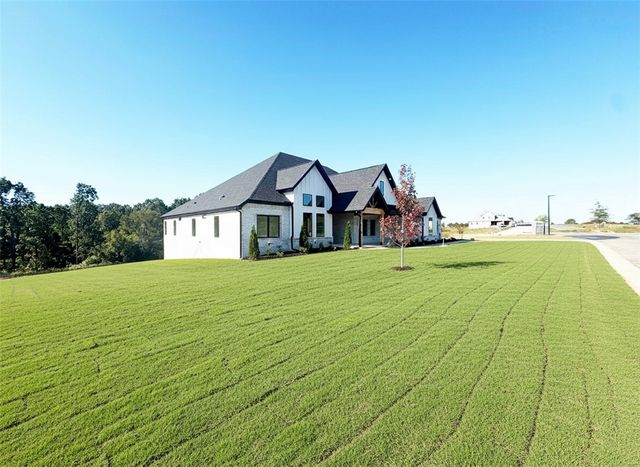 590 Shooting Star Lane, Rogers, AR 72758