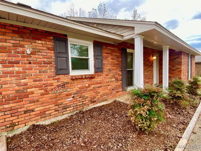 6730 Governors Drive, Elmore, AL 36025