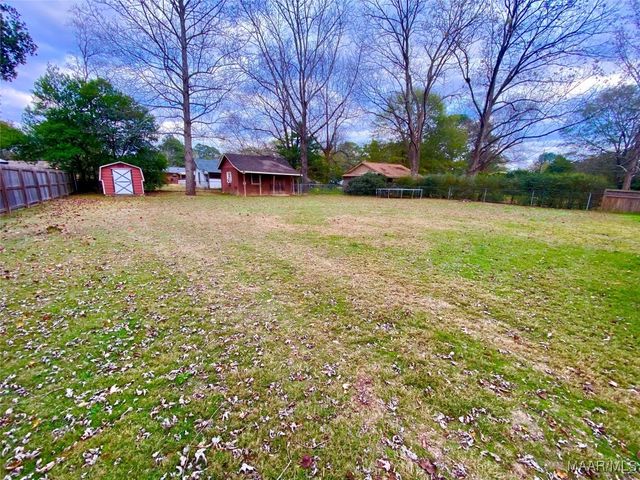 6730 Governors Drive, Elmore, AL 36025