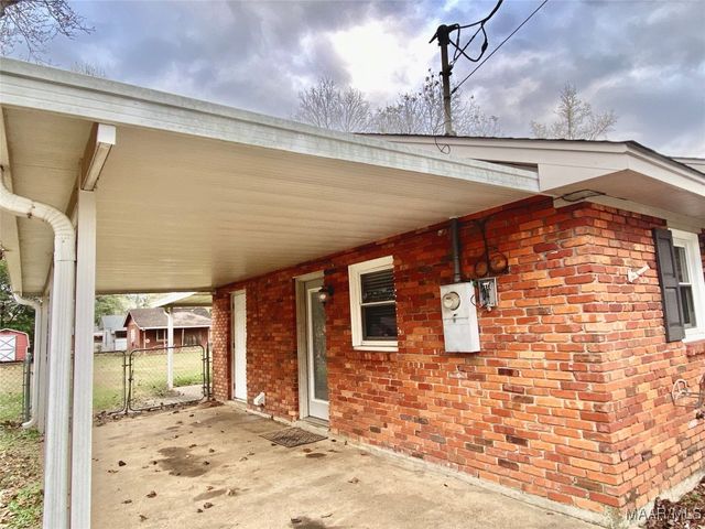 6730 Governors Drive, Elmore, AL 36025