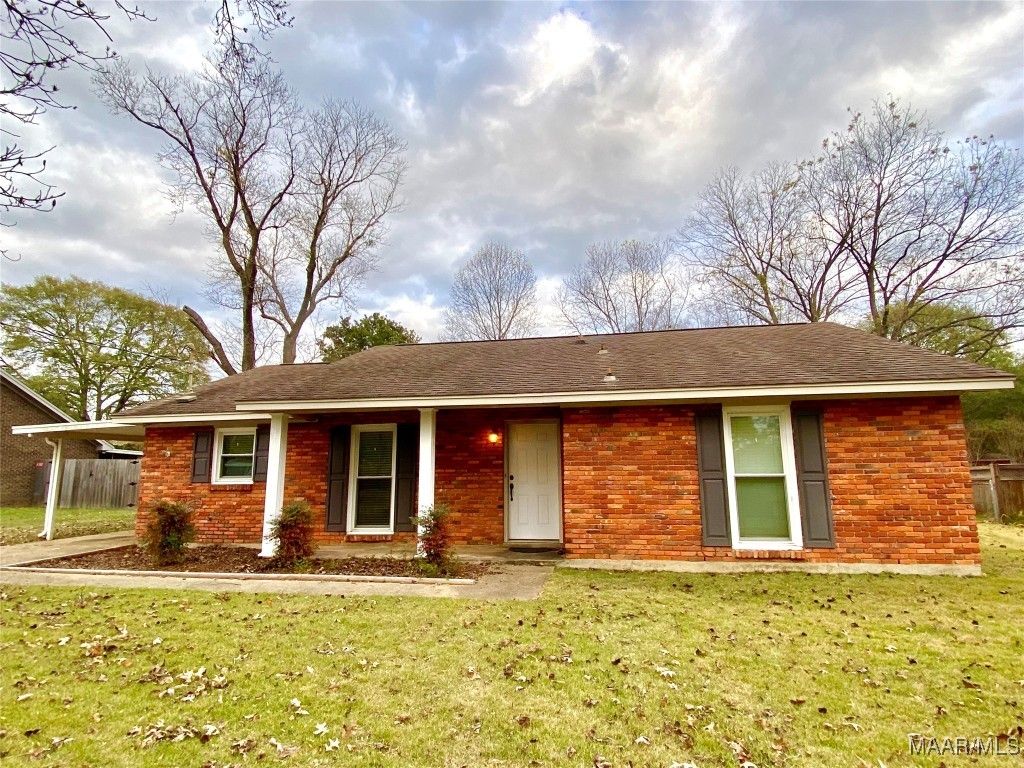 6730 Governors Drive, Elmore, AL 36025