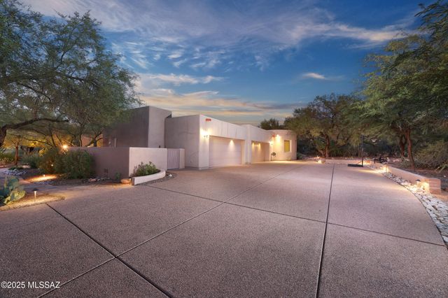 12914 E Camino Remuda, Tucson, AZ 85749