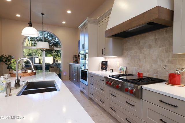 12914 E Camino Remuda, Tucson, AZ 85749