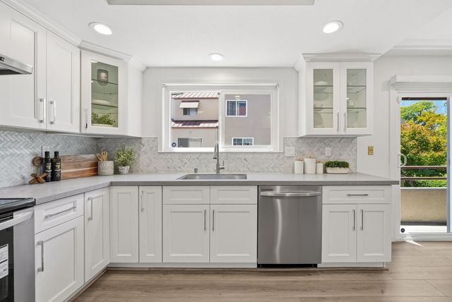 46 Commons Lane, Foster City, CA 94404