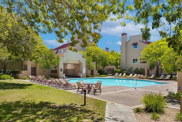 46 Commons Lane, Foster City, CA 94404