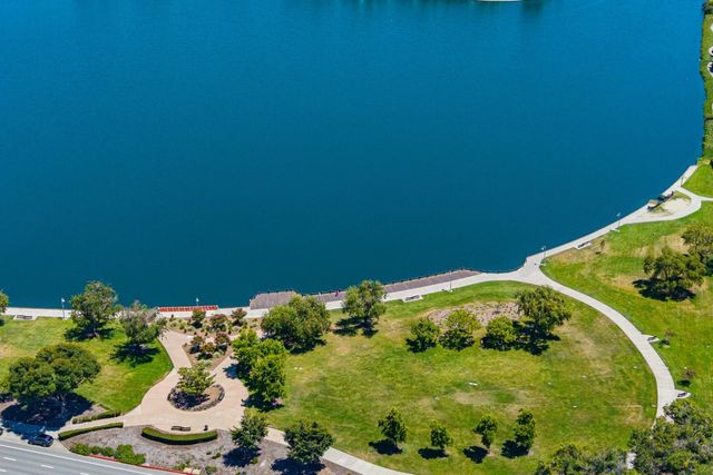 46 Commons Lane, Foster City, CA 94404