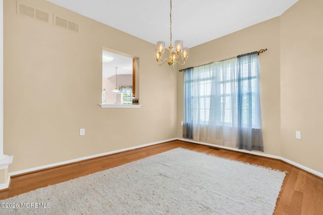 7 Ravello Road, Manchester, NJ 08759