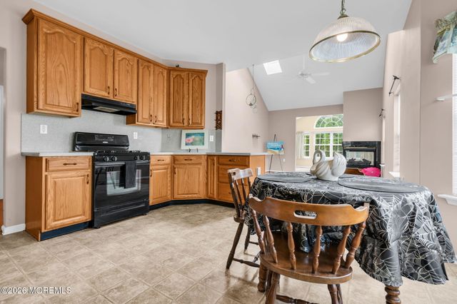 7 Ravello Road, Manchester, NJ 08759