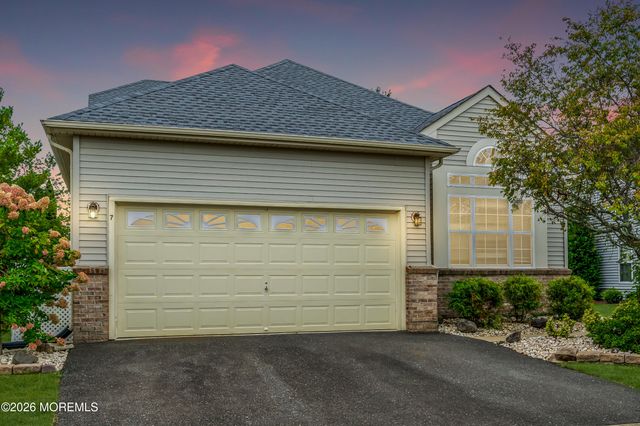 7 Ravello Road, Manchester, NJ 08759