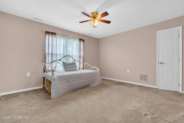 7 Ravello Road, Manchester, NJ 08759