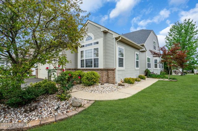 7 Ravello Road, Manchester, NJ 08759