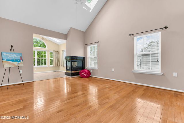 7 Ravello Road, Manchester, NJ 08759