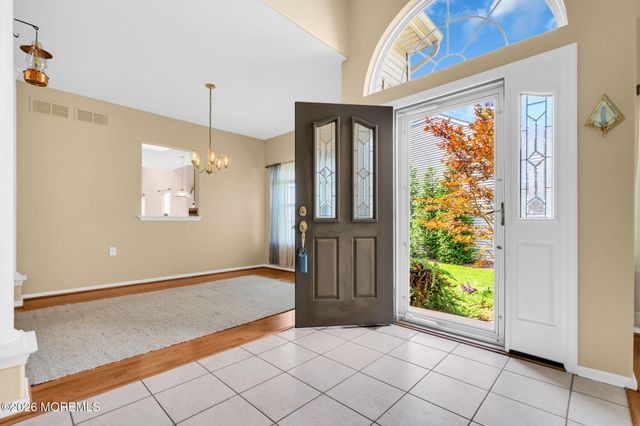 7 Ravello Road, Manchester, NJ 08759