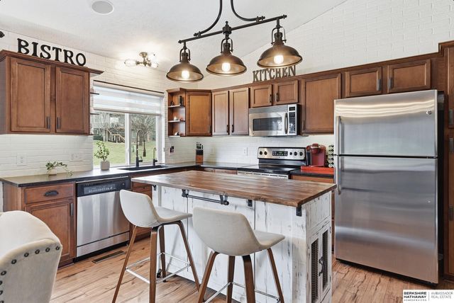 19106 K Street, Omaha, NE 68135