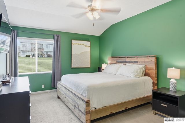 19106 K Street, Omaha, NE 68135