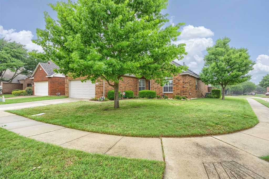 6400 Lasalle Lane, Mckinney, TX 75072