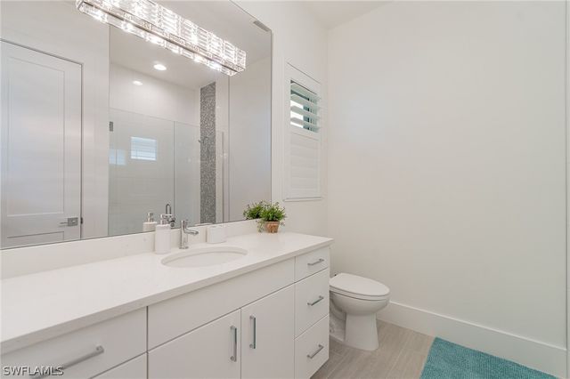 8900 Nevis WAY, Naples, FL 34112