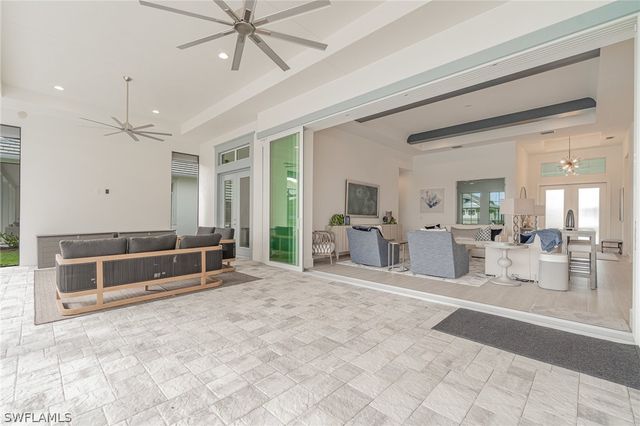 8900 Nevis WAY, Naples, FL 34112