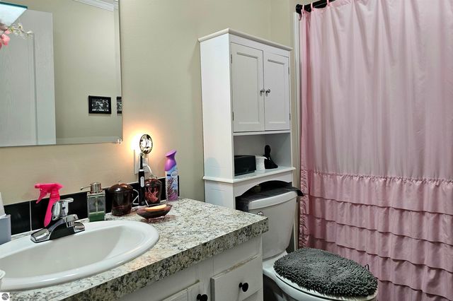 1103 Peachtree Court, Mt Pleasant, MI 48858