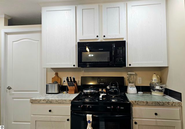 1103 Peachtree Court, Mt Pleasant, MI 48858