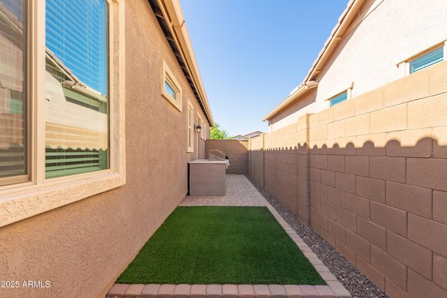 5723 S COYOTE Canyon, Mesa, AZ 85212