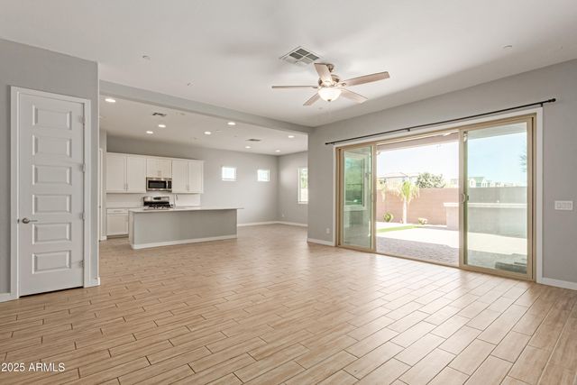 5723 S COYOTE Canyon, Mesa, AZ 85212