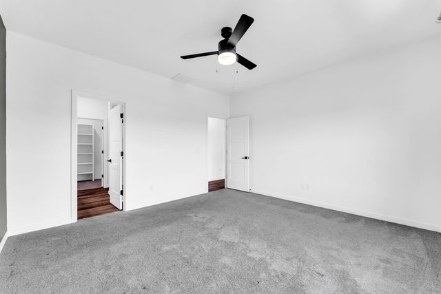 2617 W Goldfinch Drive, Ozark, MO 65721