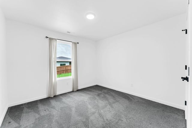 2617 W Goldfinch Drive, Ozark, MO 65721