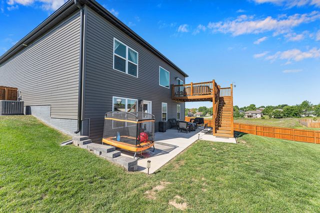 2617 W Goldfinch Drive, Ozark, MO 65721
