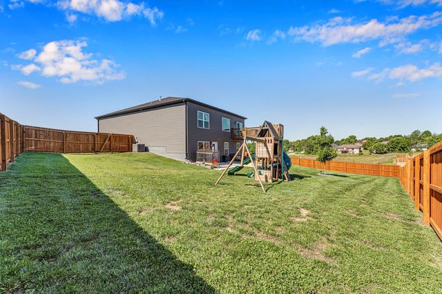 2617 W Goldfinch Drive, Ozark, MO 65721