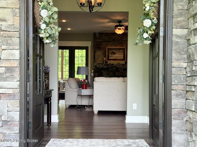 3637 Mt Washington Rd, Taylorsville, KY 40071