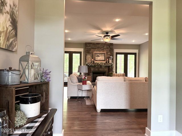 3637 Mt Washington Rd, Taylorsville, KY 40071