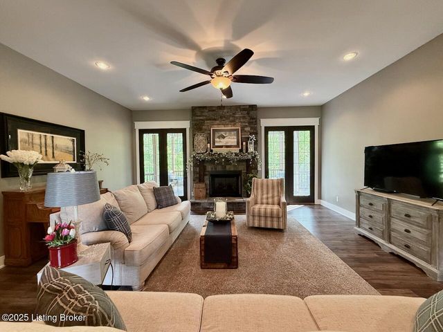 3637 Mt Washington Rd, Taylorsville, KY 40071