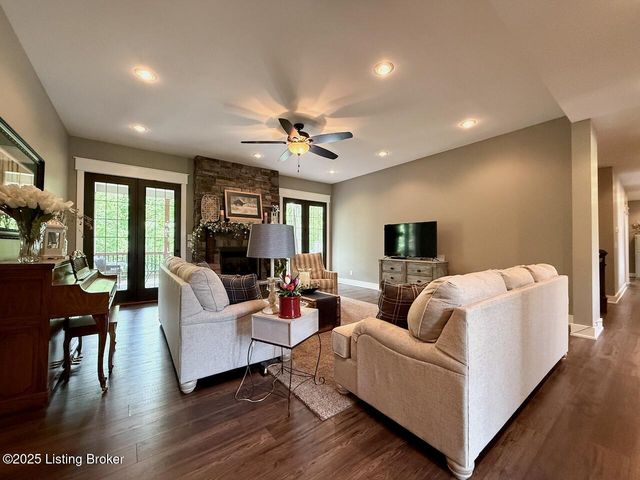 3637 Mt Washington Rd, Taylorsville, KY 40071